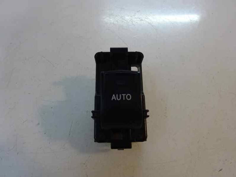 MANDO ELEVALUNAS TRASERO DERECHO TOYOTA PRIUS 2010 1.8 16V (99 CV)