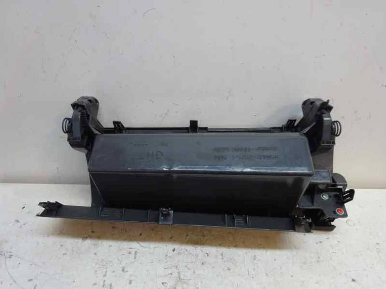 GUANTERA TOYOTA PRIUS 2010 1.8 16V (99 CV)