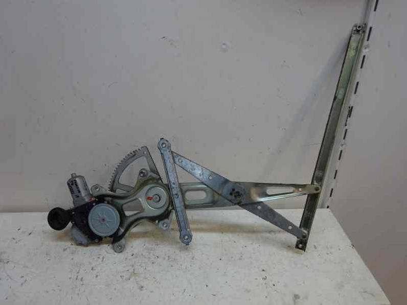 ELEVALUNAS TRASERO DERECHO TOYOTA PRIUS 2010 1.8 16V (99 CV)