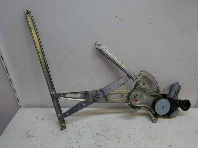 ELEVALUNAS TRASERO IZQUIERDO TOYOTA PRIUS 2010 1.8 16V (99 CV)