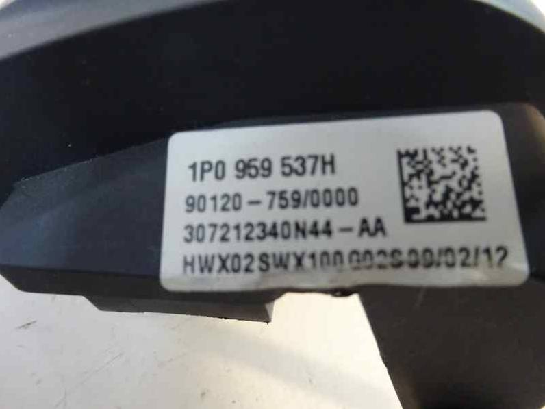 MANDO MULTIFUNCION SEAT LEON 2009 1.9 TDI (105 CV)