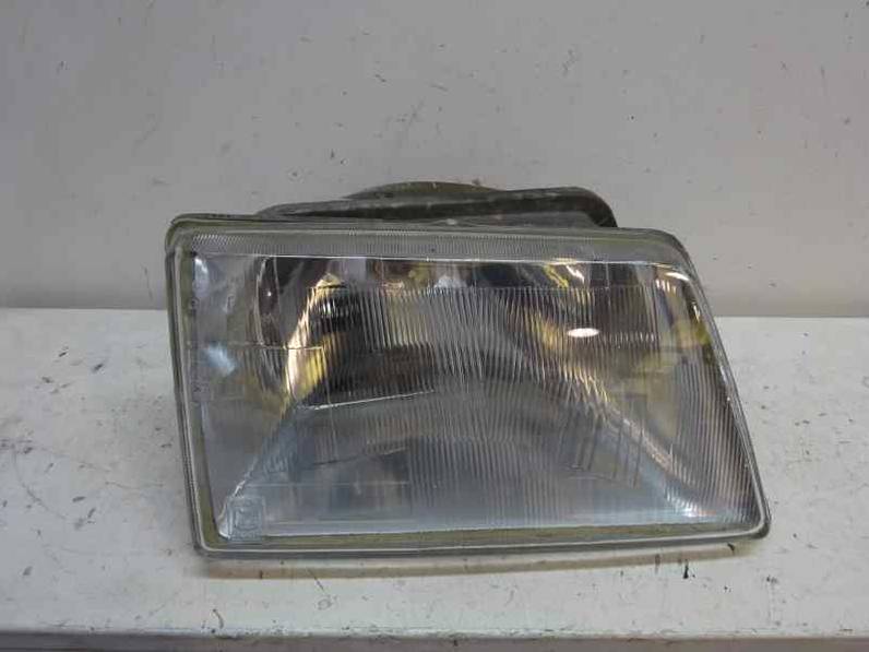 FARO DERECHO PEUGEOT 205 BERLINA 1996 1769 (53 CV)