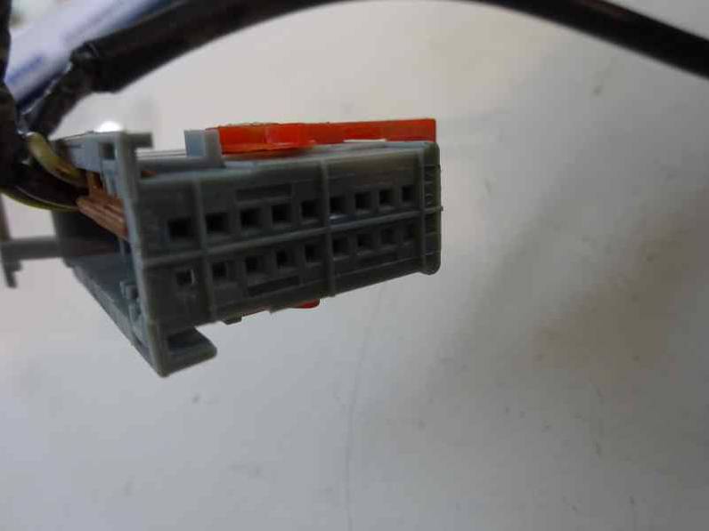 RETROVISOR IZQUIERDO FIAT STILO 2005 1.9 JTD (116 CV)