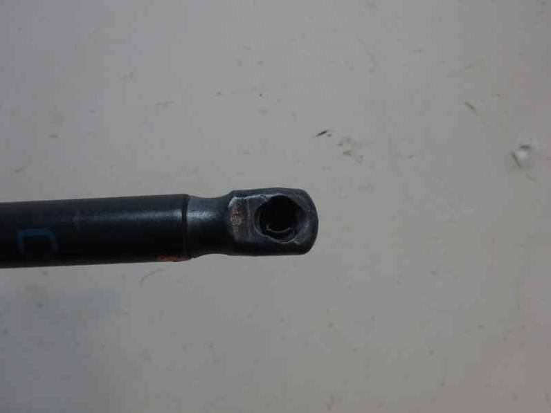 AMORTIGUADOR MALETERO PORTON MAZDA 3 BERLINA 2006 1.6 CD D (109 CV)