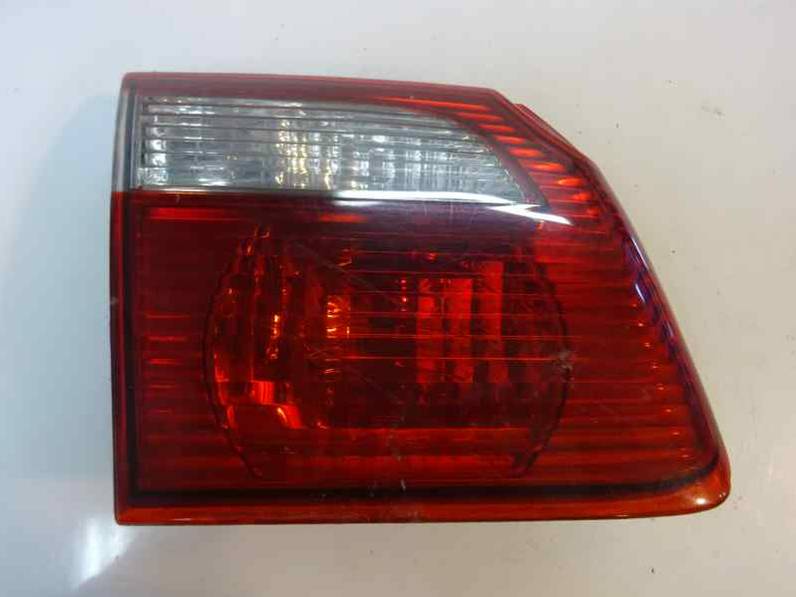 PILOTO TRASERO IZQUIERDO MAZDA 626 BERLINA 2001 2.0 TURBODIESEL (110 CV)