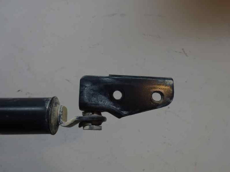 AMORTIGUADOR MALETERO PORTON KIA CARNIVAL 2001 2.9 TURBODIESEL (126 CV)