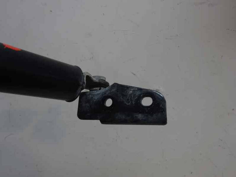 AMORTIGUADOR MALETERO PORTON KIA CARNIVAL 2001 2.9 TURBODIESEL (126 CV)