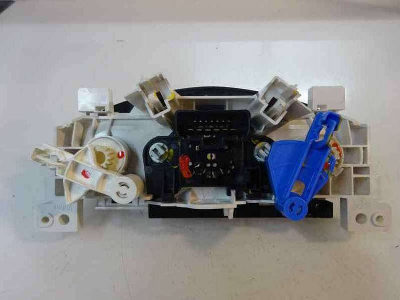 MANDO CALEFACCION AIRE ACONDICIONADO DACIA LOGAN II 2014 1.2 16V (75 CV)