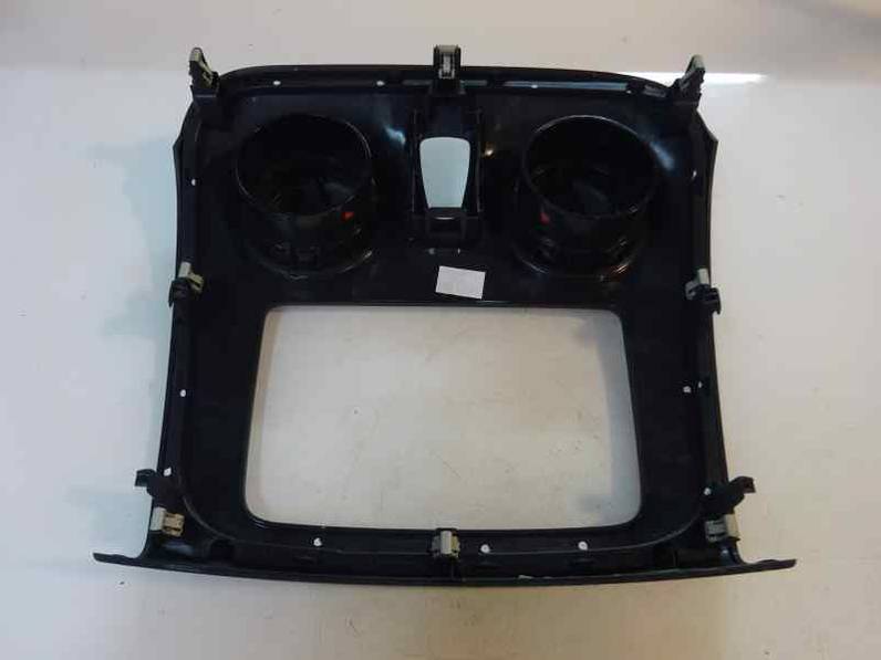 REJILLA AIREADORA DACIA LOGAN II 2014 1.2 16V (75 CV)