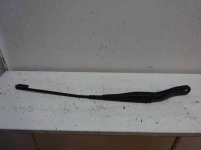 BRAZO LIMPIA DELANTERO DERECHO DACIA LOGAN II 2014 1.2 16V (75 CV)