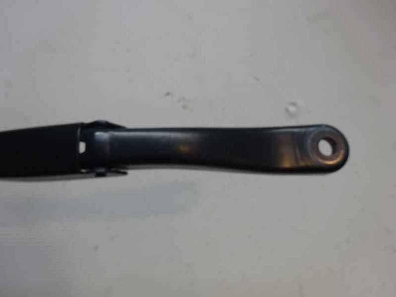 BRAZO LIMPIA DELANTERO DERECHO DACIA LOGAN II 2014 1.2 16V (75 CV)