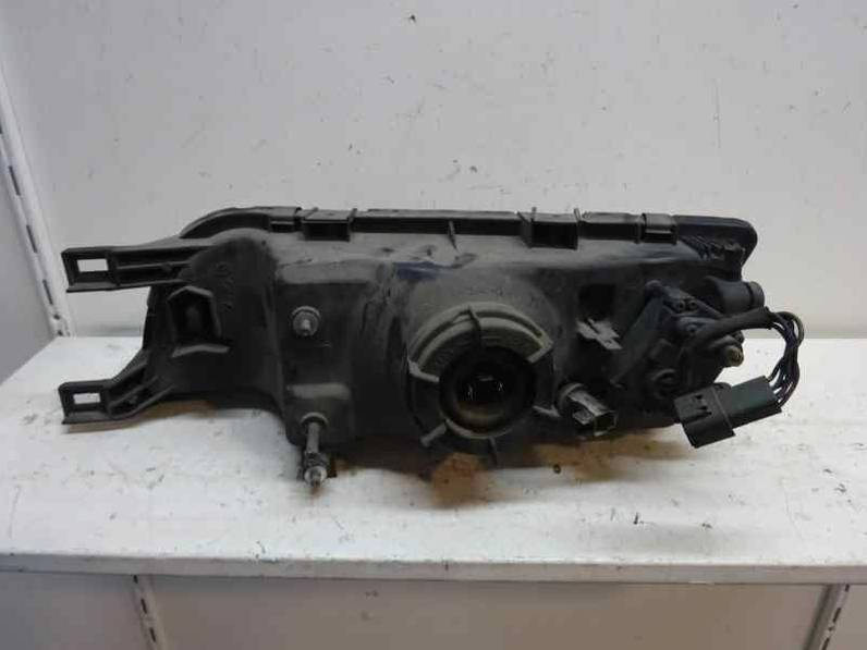 FARO DERECHO NISSAN ALMERA 1999 2.0 D (75 CV)