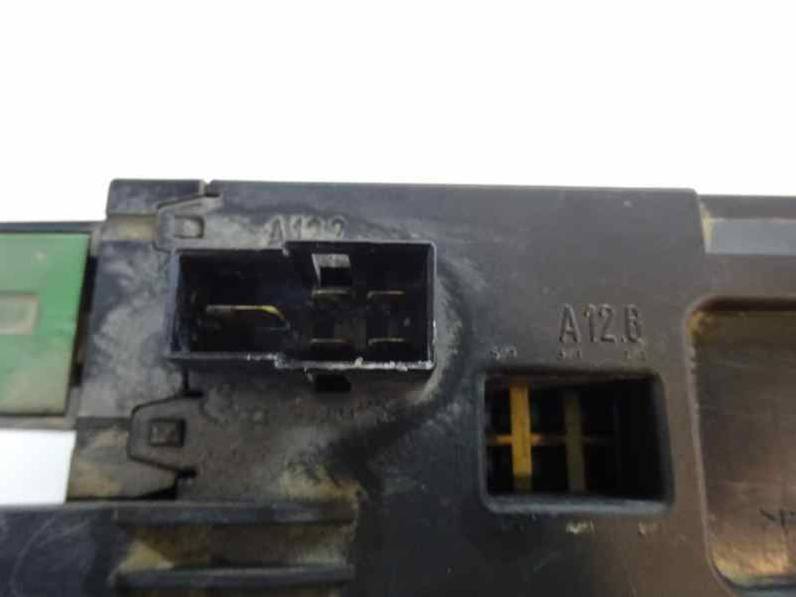 CAJA RELES FUSIBLES MERCEDES VITO COMBI 2000 2.2 16V CDI TURBODIESEL (102 CV)