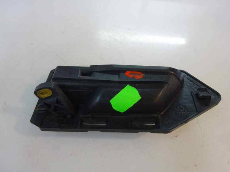 MANETA INTERIOR DELANTERA DERECHA PEUGEOT PARTNER 2003 2.0 HDI (90 CV)