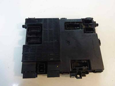 CAJA RELES FUSIBLES CITROEN XSARA BERLINA 2003 1.6 16V (109 CV)