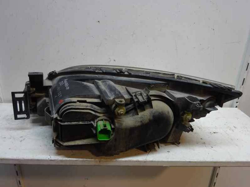 FARO DERECHO FORD MONDEO BERLINA 2002 1.8 (125 CV)