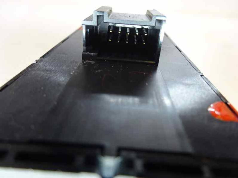 MANDO ELEVALUNAS DELANTERO IZQUIERDO AUDI A3 SPORTBACK 2016 1.6 TDI (110 CV)