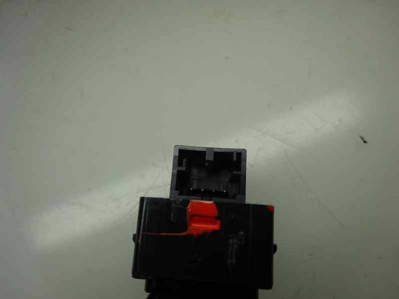 MANDO ELEVALUNAS TRASERO IZQUIERDO AUDI A3 SPORTBACK 2016 1.6 TDI (110 CV)