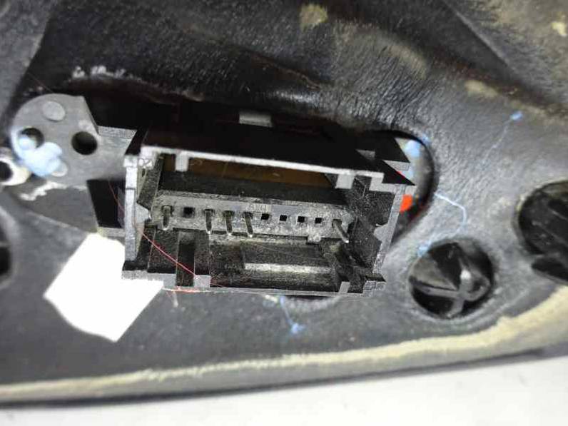 RETROVISOR IZQUIERDO RENAULT CLIO II FASE II 2003 1.2 (58 CV)