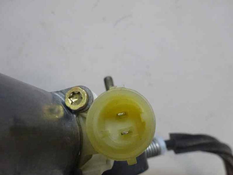 ELEVALUNAS DELANTERO DERECHO RENAULT CLIO II FASE II 2003 1.2 (58 CV)