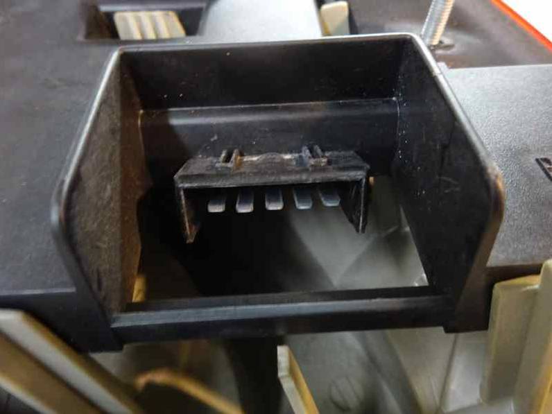 PILOTO TRASERO DERECHO FORD FIESTA BERLINA 1997 1.3 (60 CV)