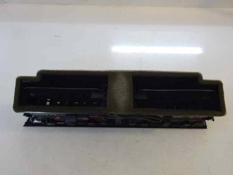 REJILLA AIREADORA AUDI A5 SPORTBACK 2011 2.0 16V TDI (143 CV)