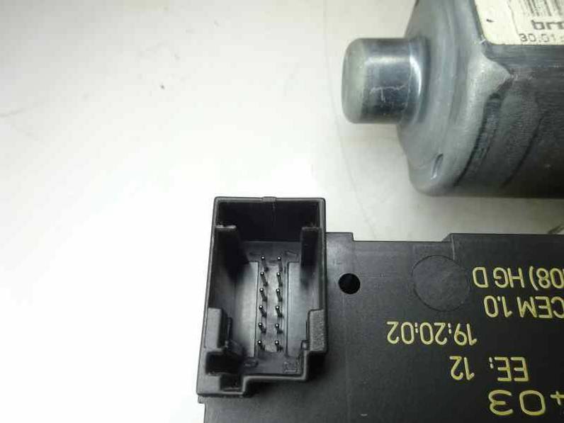 MOTOR ELEVALUNAS DELANTERO DERECHO PEUGEOT 407 2007 2.0 16V HDI (136 CV)