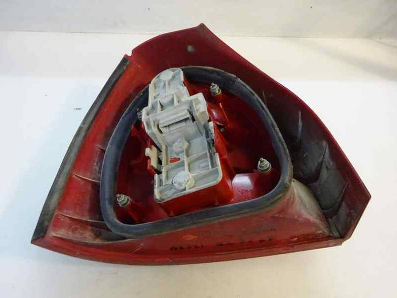 PILOTO TRASERO DERECHO AUDI A3 1998 1.9 TDI (110 CV)