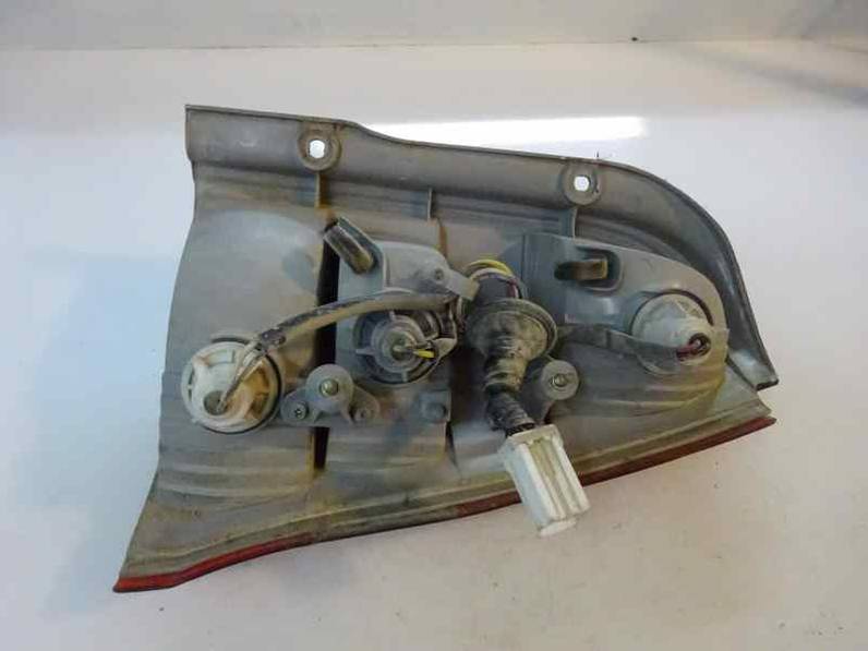 PILOTO TRASERO IZQUIERDO DAEWOO NEXIA 1998 1.5 (75 CV)