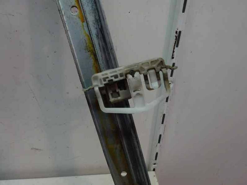 ELEVALUNAS DELANTERO DERECHO FORD FIESTA 2007 1.3 (69 CV)