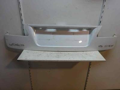 PORTON TRASERO TOYOTA LEXUS IS 200 2009