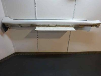 FALDON LATERAL TOYOTA LEXUS IS 200 2009