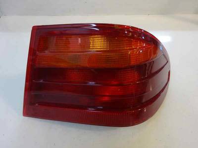 PILOTO TRASERO DERECHO MERCEDES CLASE E BERLINA DIESEL 1998 2.2 CDI (102 CV)