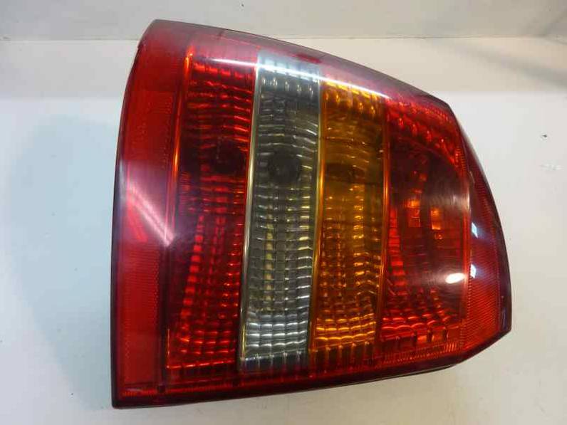 PILOTO TRASERO IZQUIERDO OPEL ASTRA G BERLINA 2000 1.7 16V DTI (75 CV)