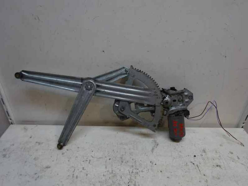 ELEVALUNAS DELANTERO IZQUIERDO PEUGEOT 205 BERLINA 1997 1.8 D (58 CV)