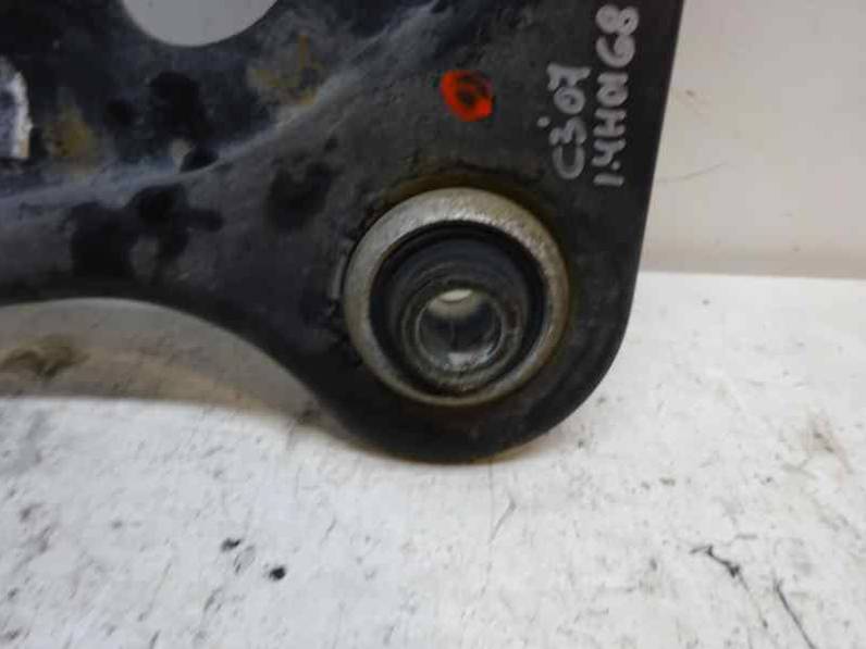 BRAZO SUSPENSION INFERIOR DELANTERO IZQUIERDO CITROEN C3 2007 1.4 HDI (68 CV)