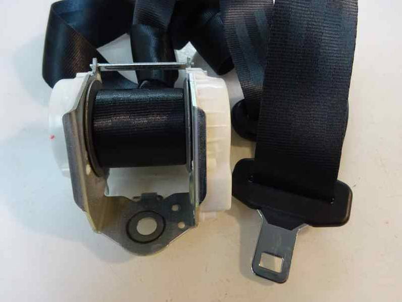 CINTURON SEGURIDAD TRASERO IZQUIERDO FORD FIESTA 2016 1.5 TDCI (75 CV)