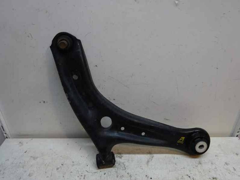 BRAZO SUSPENSION INFERIOR DELANTERO DERECHO FORD FIESTA 2016 1.5 TDCI (75 CV)