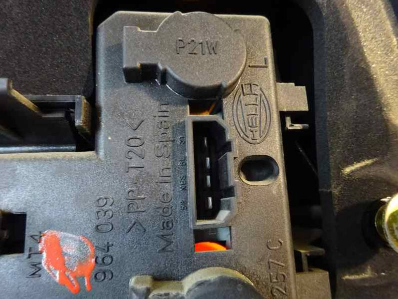 PILOTO TRASERO IZQUIERDO SEAT IBIZA 2000 1.4 (60 CV)