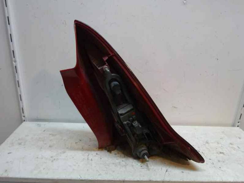 PILOTO TRASERO IZQUIERDO CITROEN C4 BERLINA 2005 1.6 16V (109 CV)