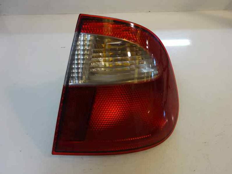 PILOTO TRASERO DERECHO SEAT CORDOBA BERLINA 2000 1.6 (75 CV)