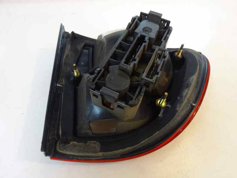 PILOTO TRASERO DERECHO SEAT CORDOBA BERLINA 2000 1.6 (75 CV)