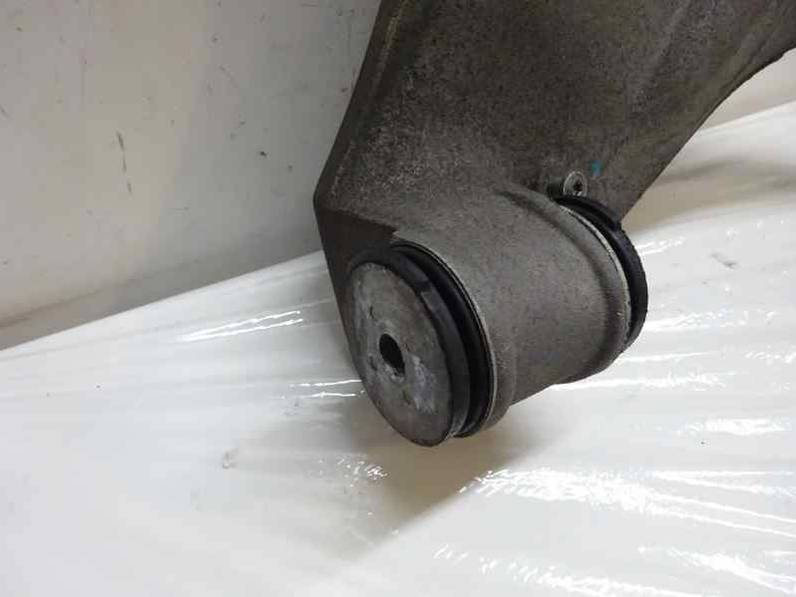 BRAZO SUSPENSION INFERIOR TRASERO DERECHO AUDI A4 AVANT 2007 2.0 TDI (140 CV)