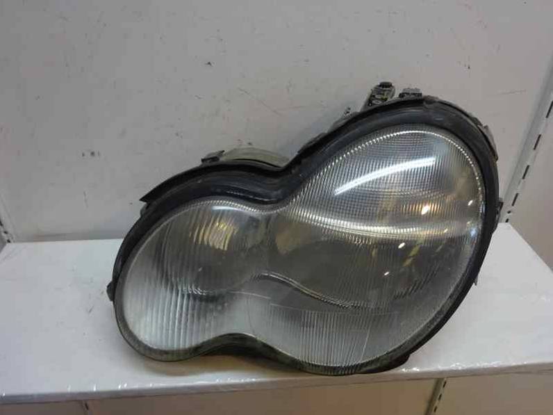 FARO IZQUIERDO MERCEDES CLASE C BERLINA 2001 2.2 CDI (143 CV)