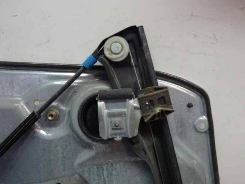 ELEVALUNAS DELANTERO DERECHO SEAT CORDOBA BERLINA 2004 1.4 16V (75 CV)