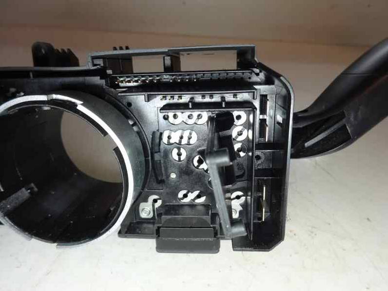 MANDO MULTIFUNCION VOLKSWAGEN T5 TRANSPORTER 2012 2.0 TDI (102 CV)