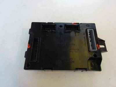 CAJA RELES FUSIBLES RENAULT CAPTUR 2014 1.5 DCI D FAP ENERGY (90 CV)