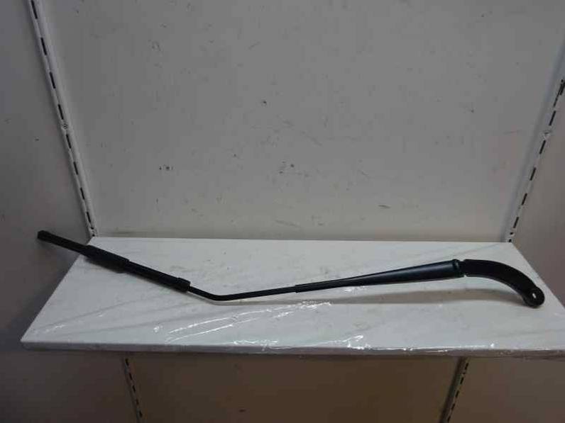 BRAZO LIMPIA DELANTERO DERECHO RENAULT CAPTUR 2014 1.5 DCI D FAP ENERGY (90 CV)