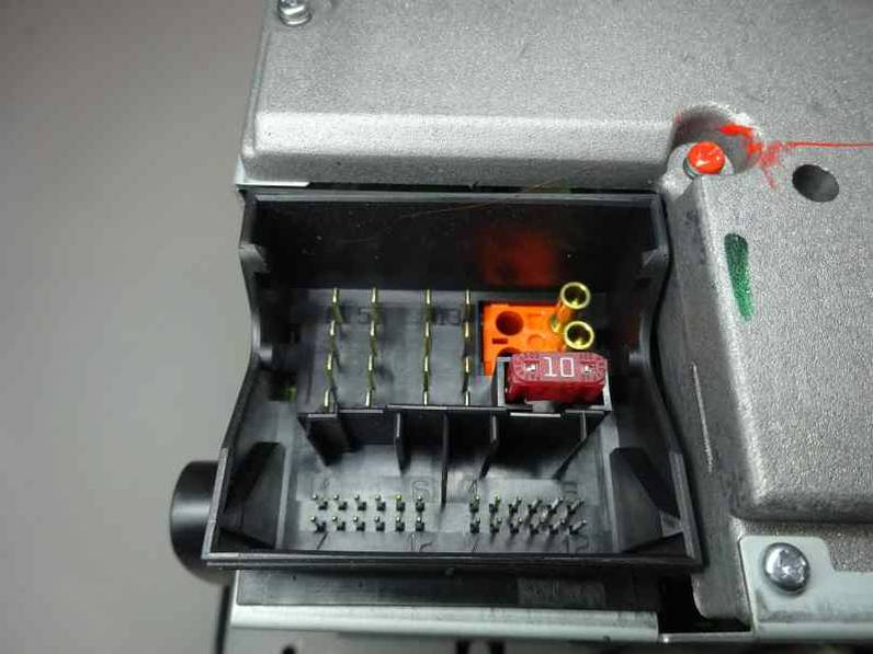 SISTEMA AUDIO RADIO CD MERCEDES CLASE A 2004 2.0 CDI (109 CV)