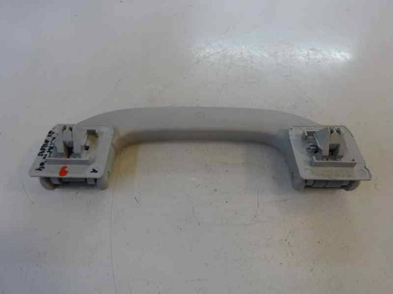 MANETA INTERIOR DELANTERA IZQUIERDA MERCEDES CLASE A 2004 2.0 CDI (109 CV)